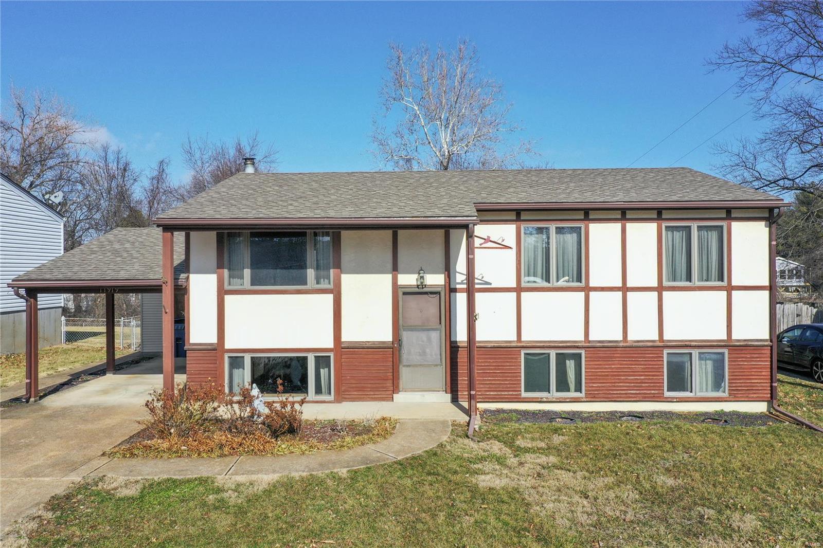 11919 Breezemont Drive