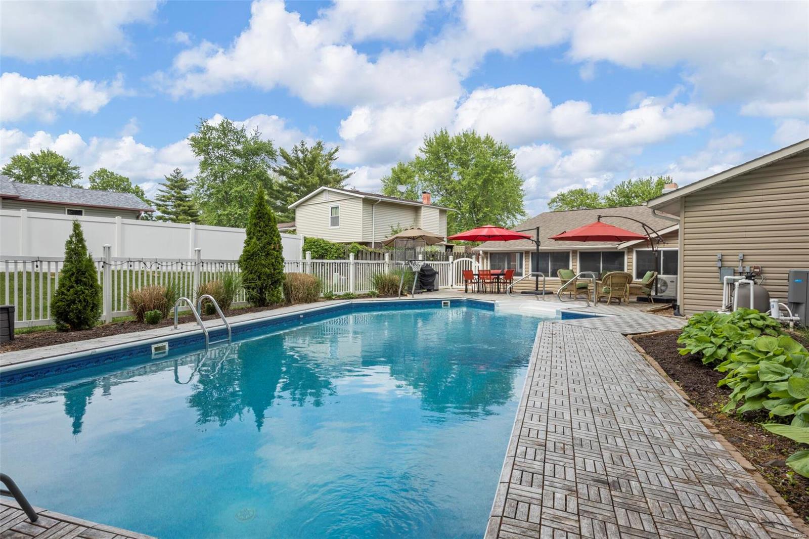 417 Timberwood Court
