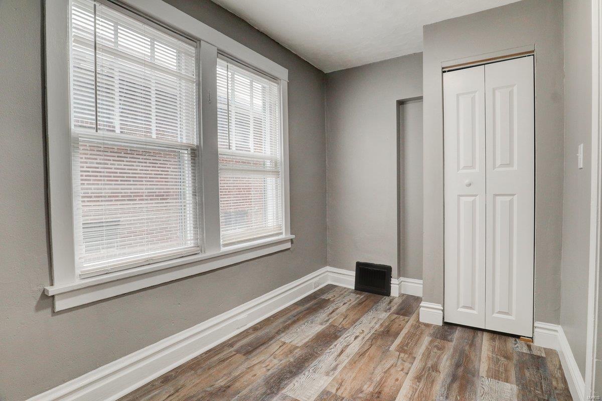 3457 Pine Grove Avenue