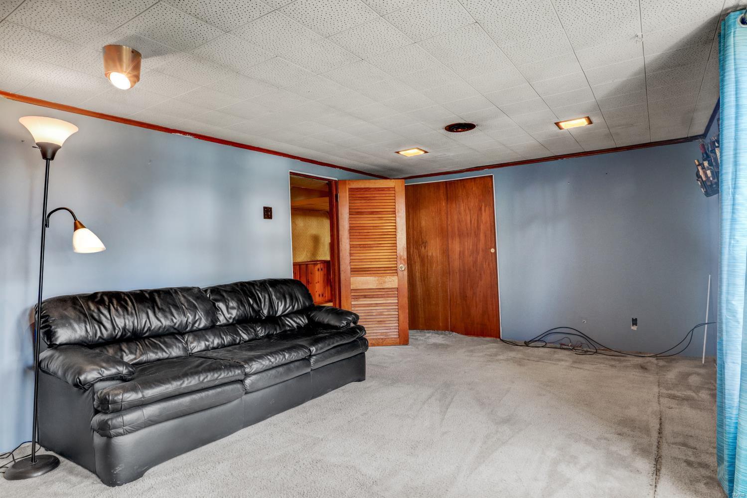 6942 Willow Wood Drive