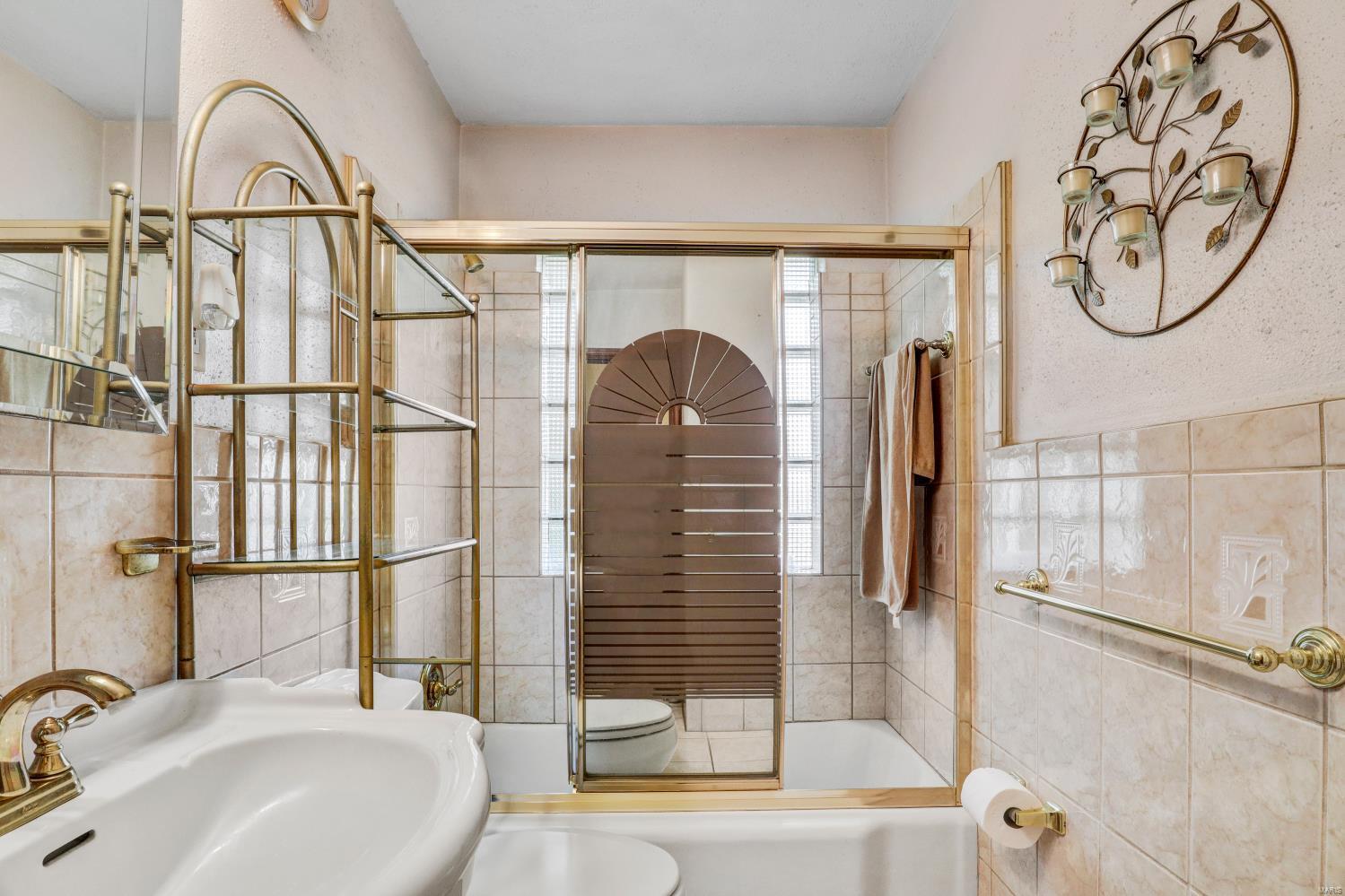 6942 Willow Wood Drive