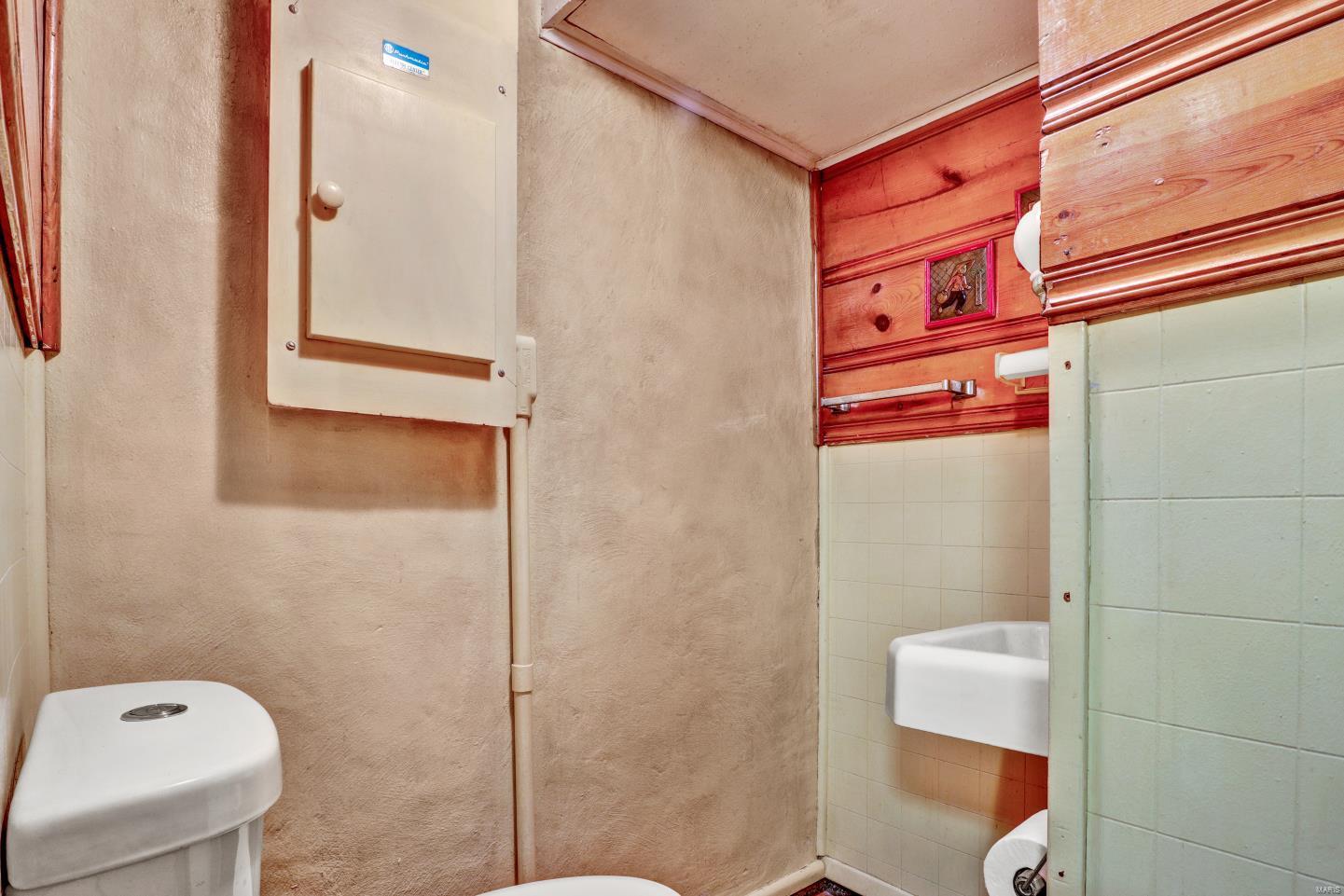 6942 Willow Wood Drive