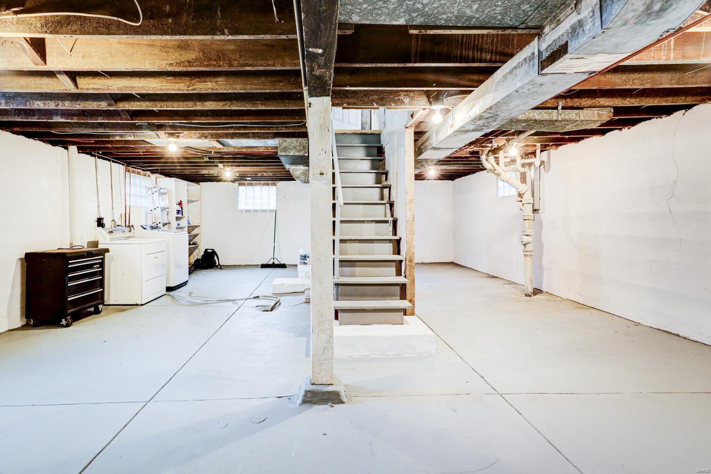 8108 Winfield Avenue