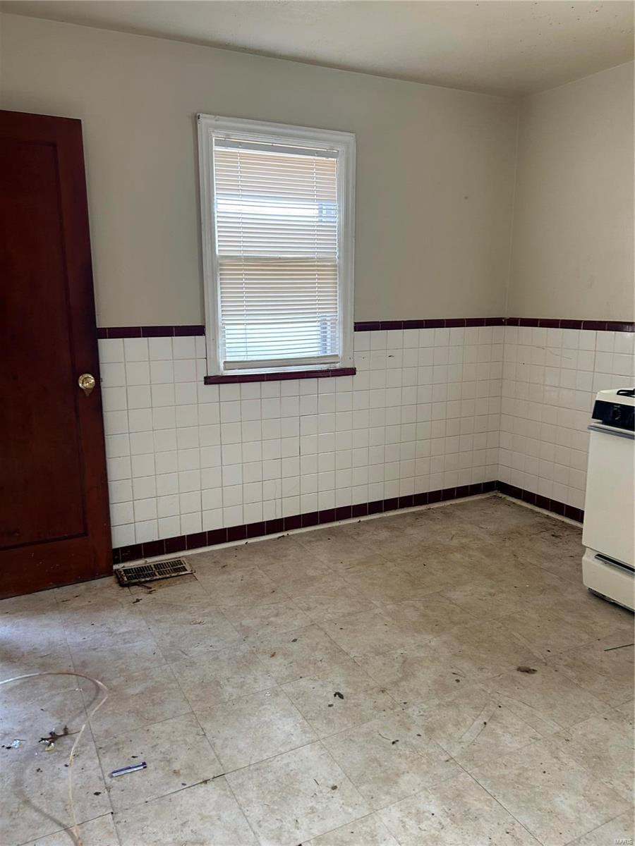 5949 McArthur Avenue