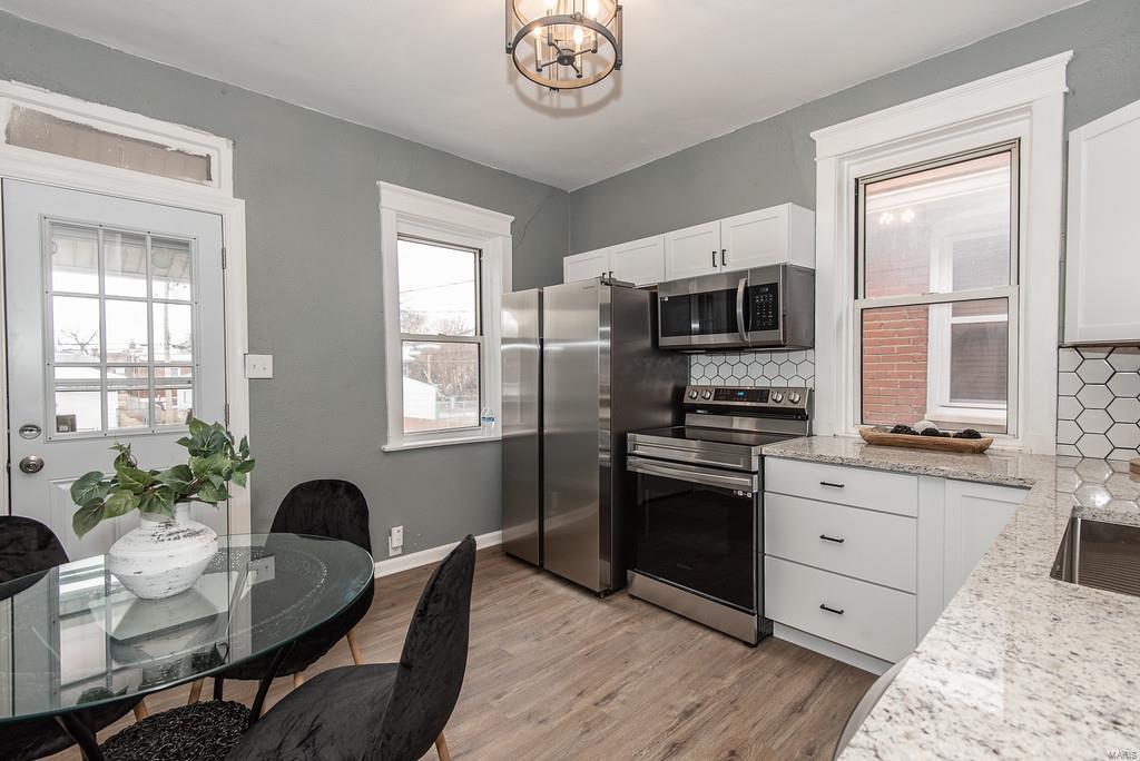 4014 Tholozan Avenue