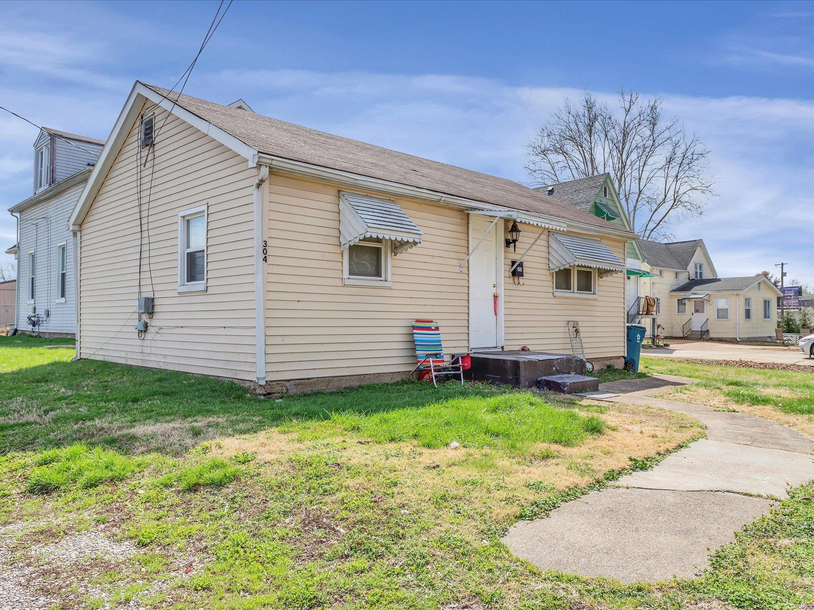 215 Courtland Avenue