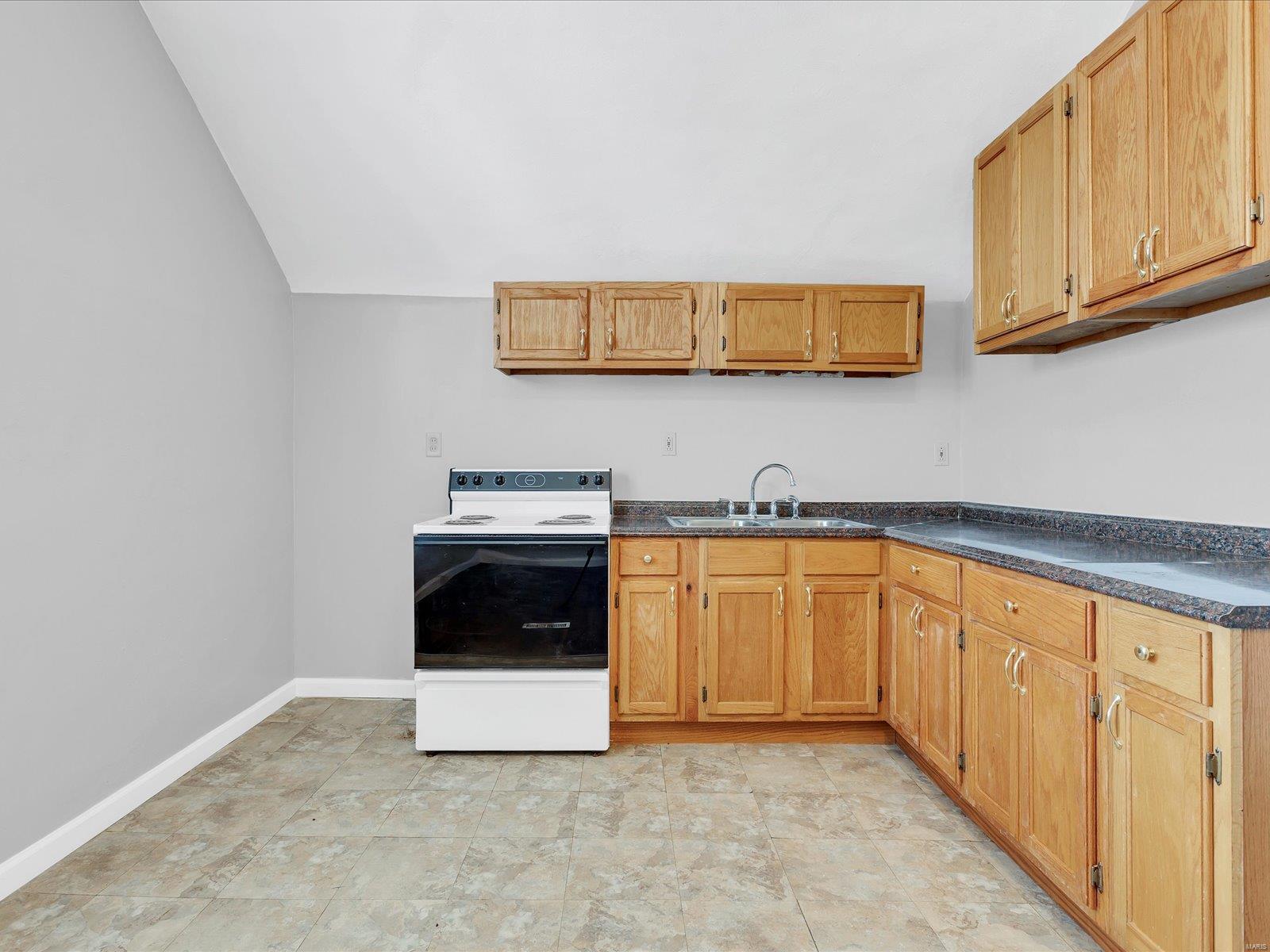 215 Courtland Avenue