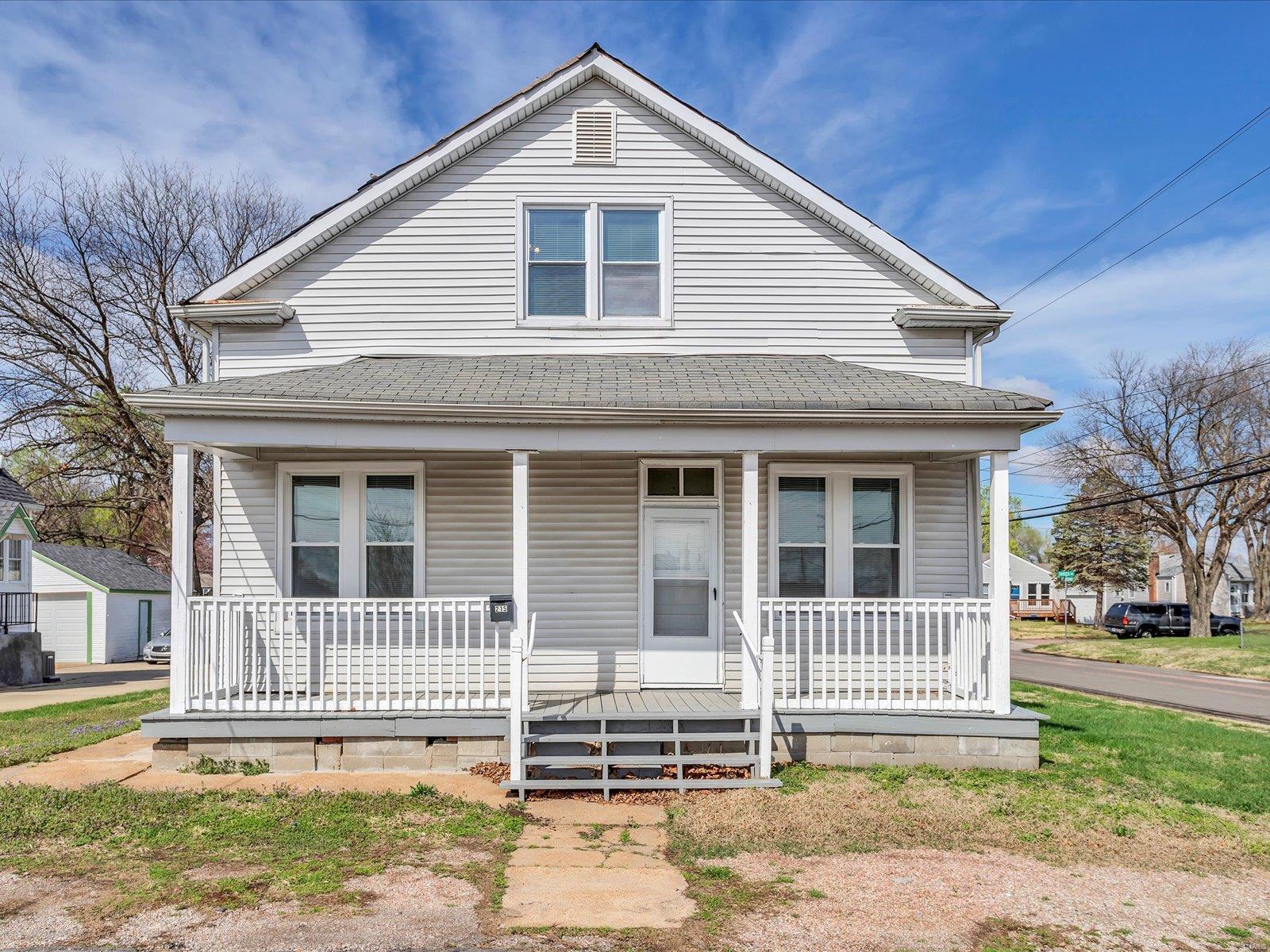 215 Courtland Avenue