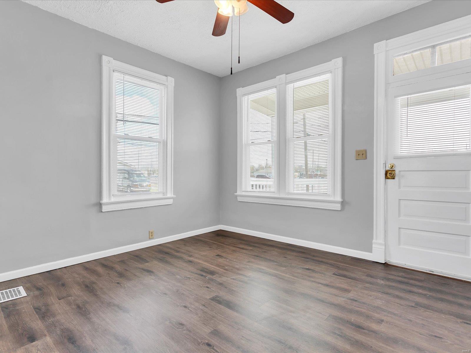 215 Courtland Avenue