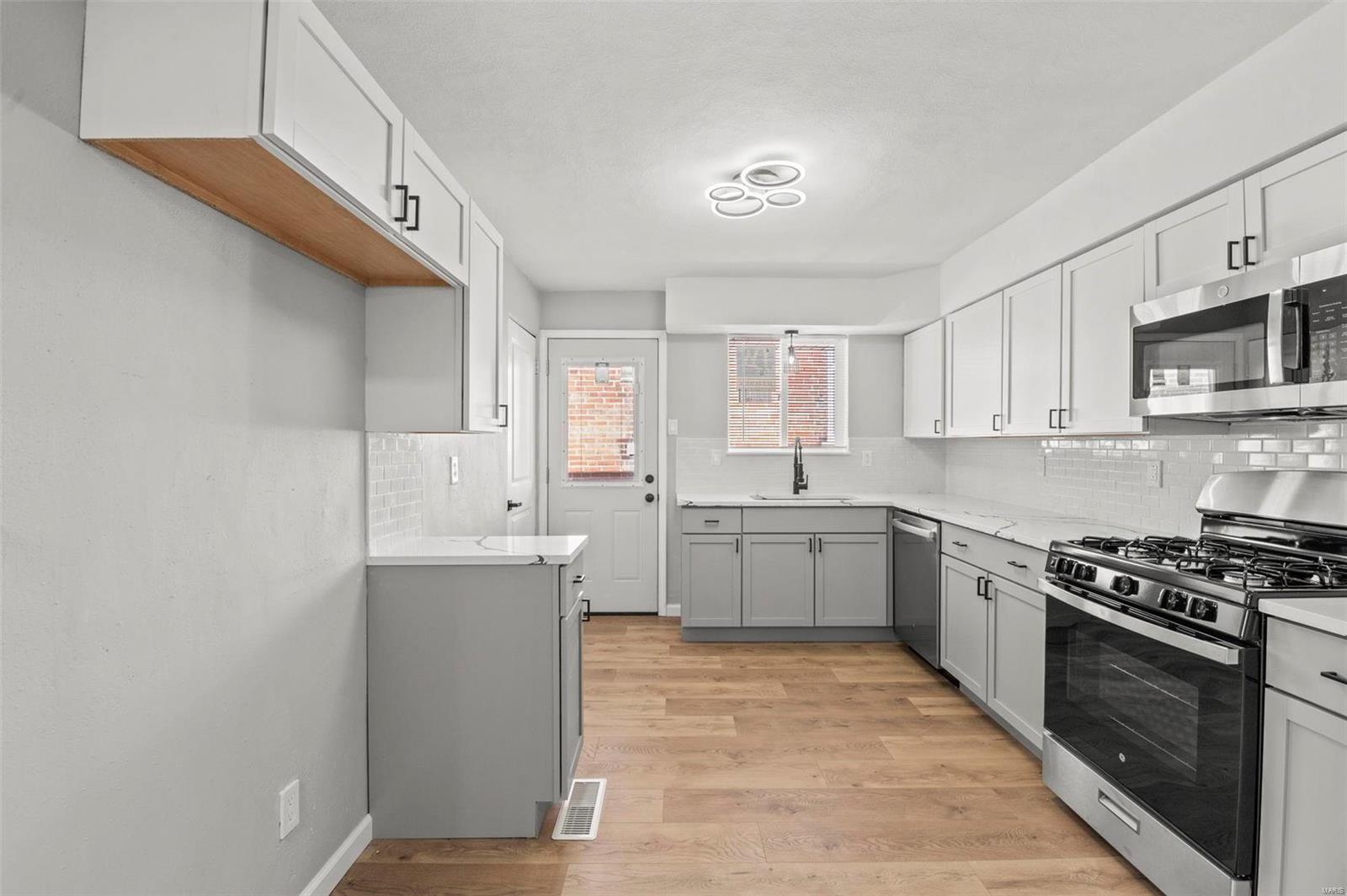 4331 Beethoven Avenue