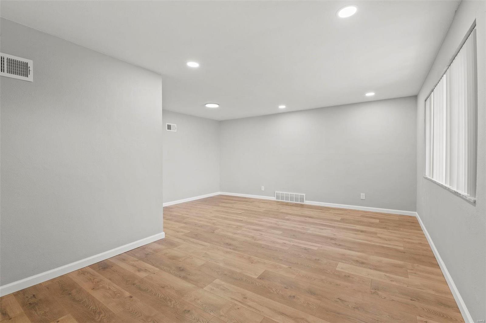 4331 Beethoven Avenue