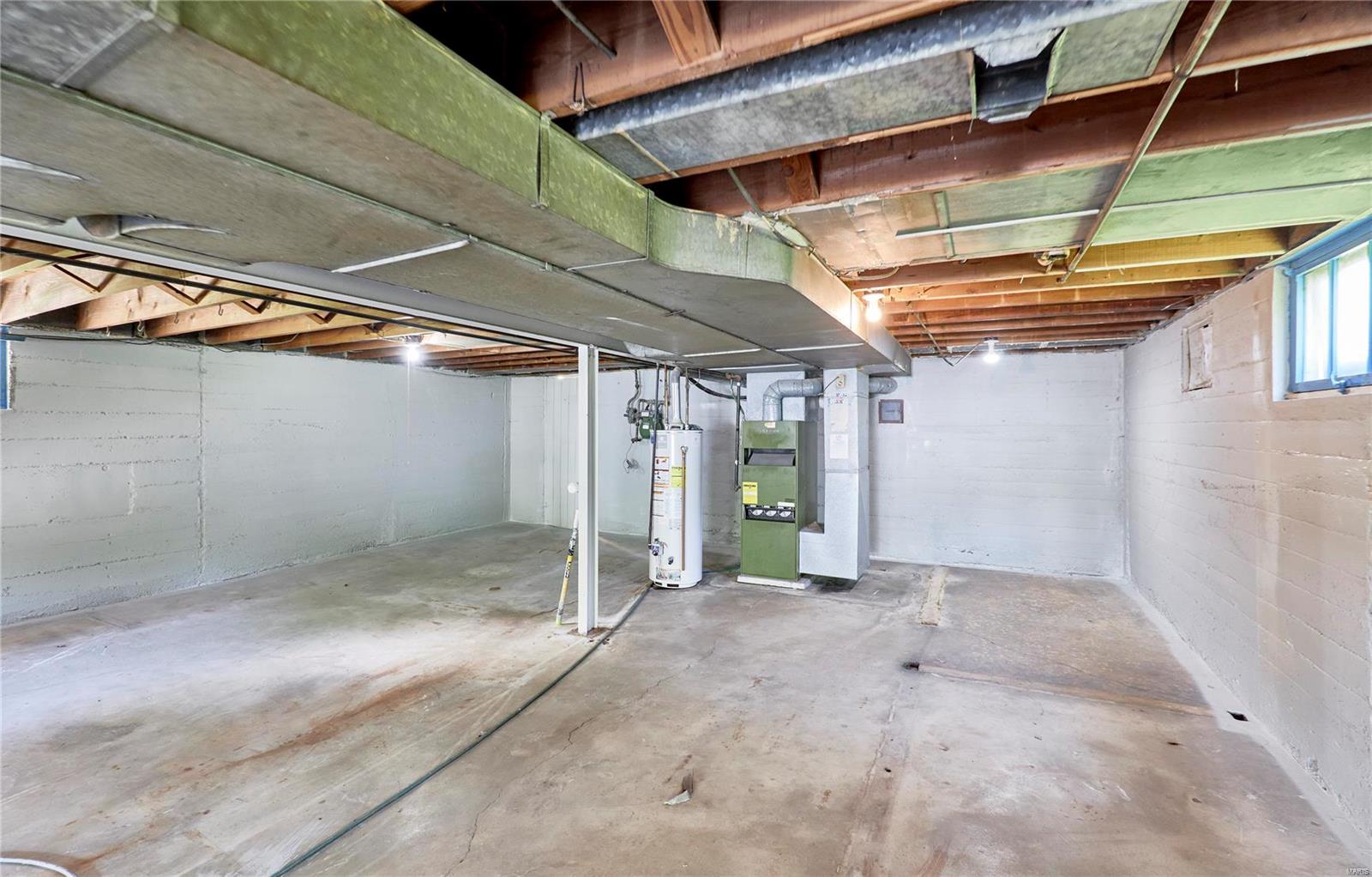 3661 Eminence Boulevard