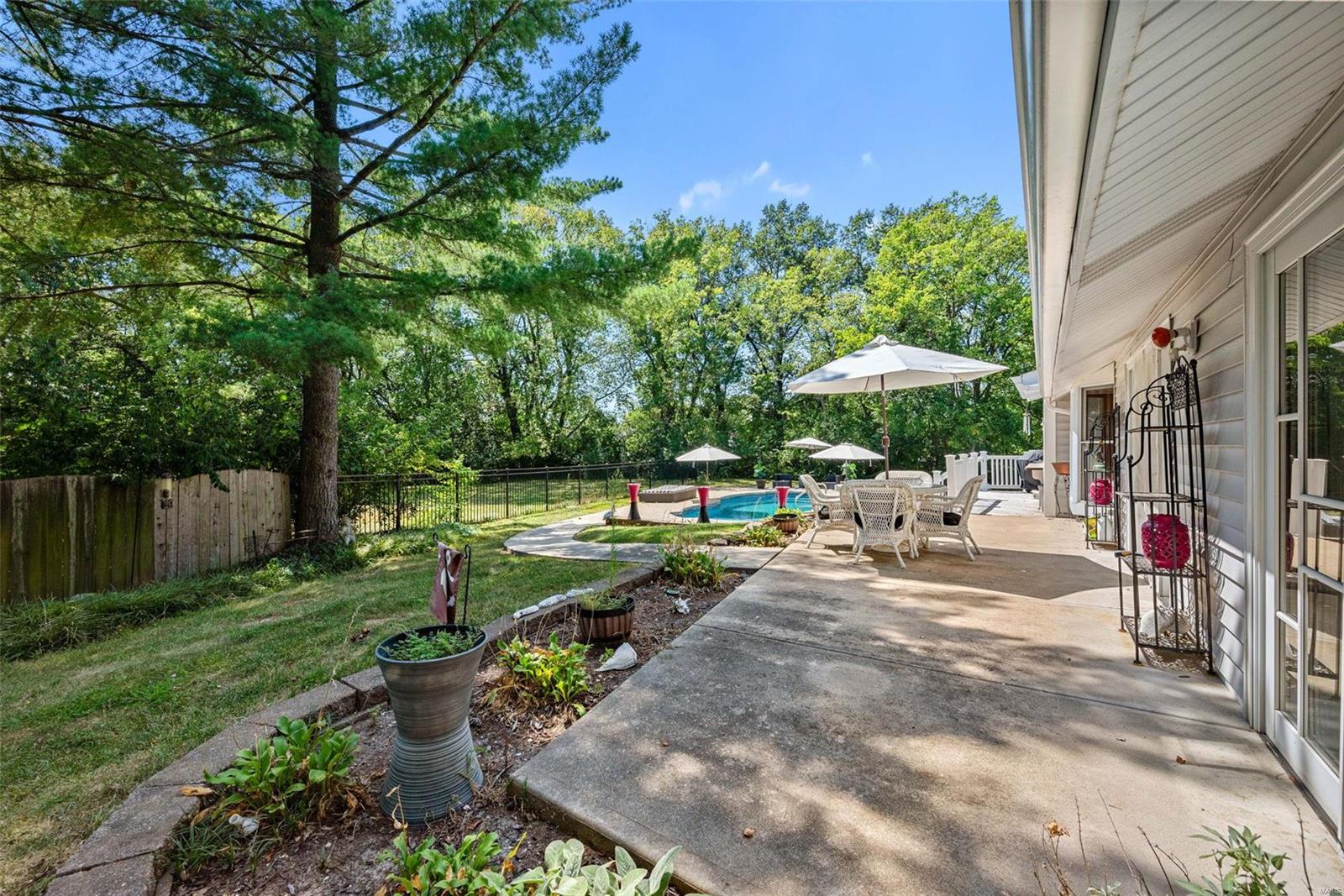 5 Hobbs Mill