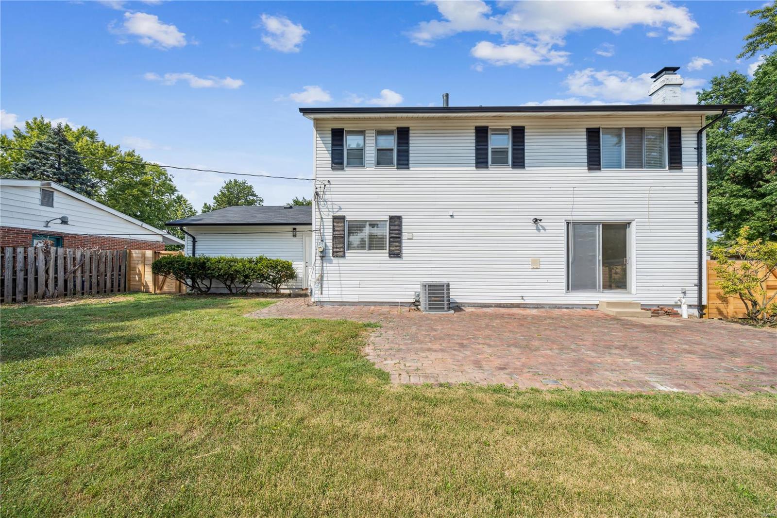 2290 Buttercup Drive