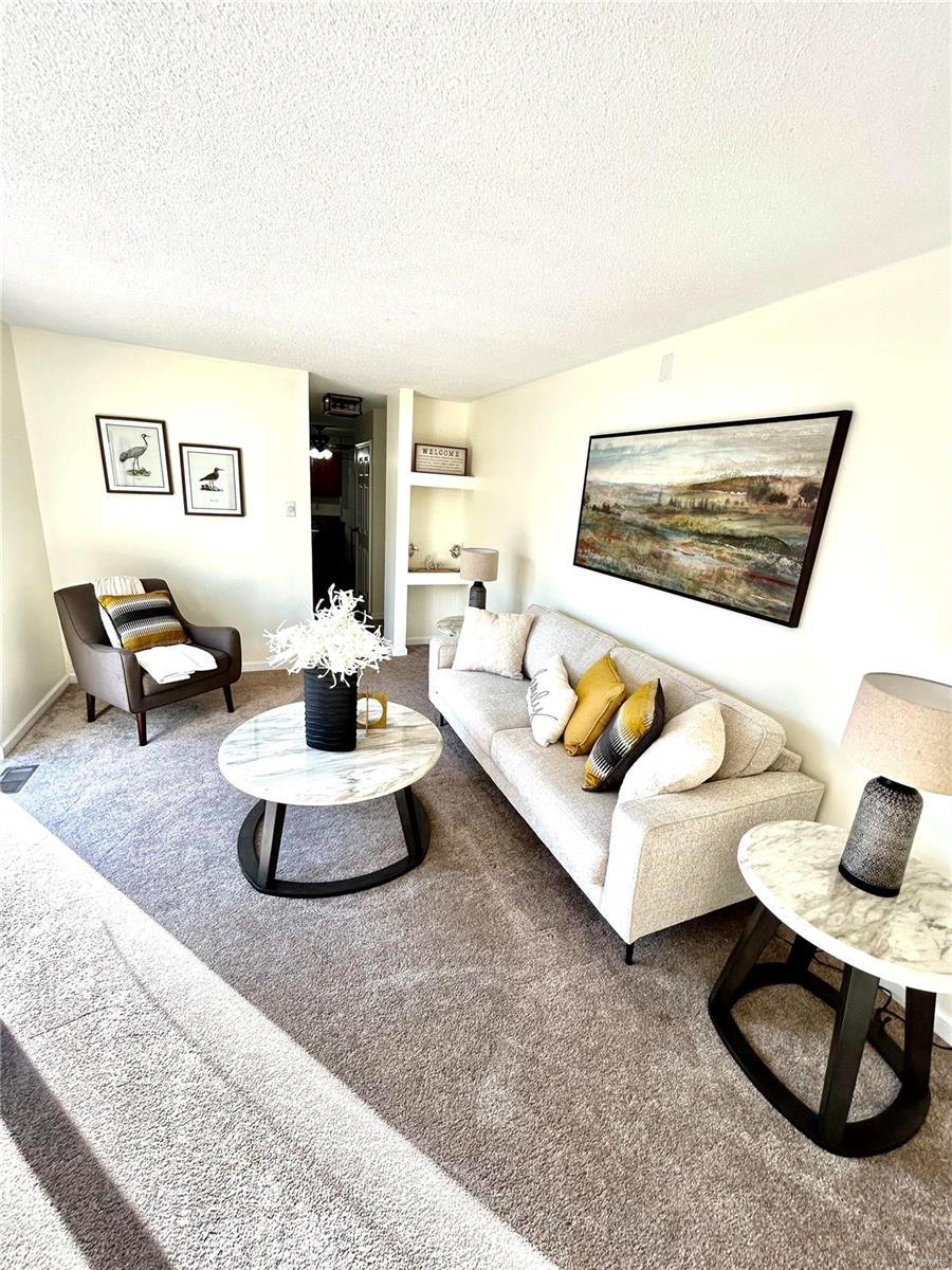 2290 Buttercup Drive