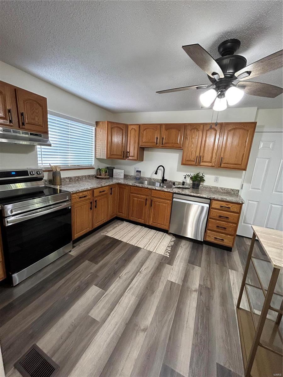 2290 Buttercup Drive