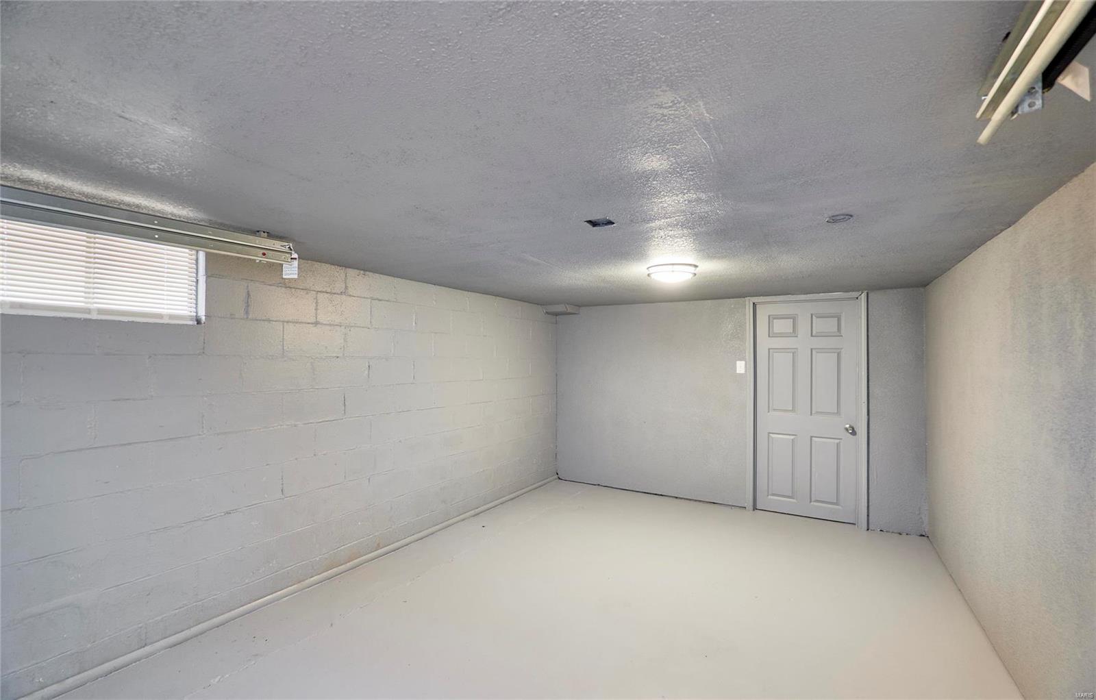 6905 Claremore Drive