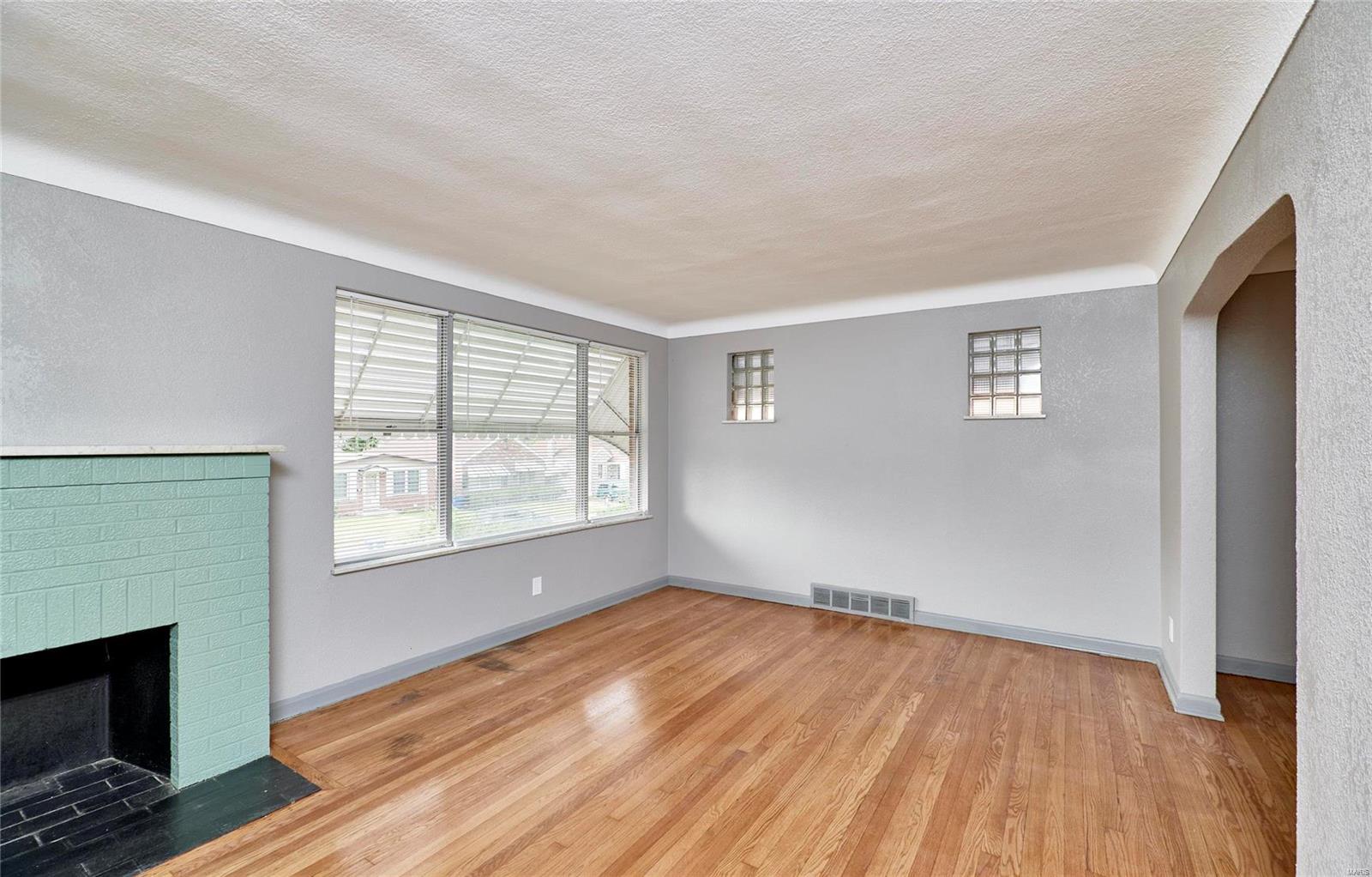 6905 Claremore Drive