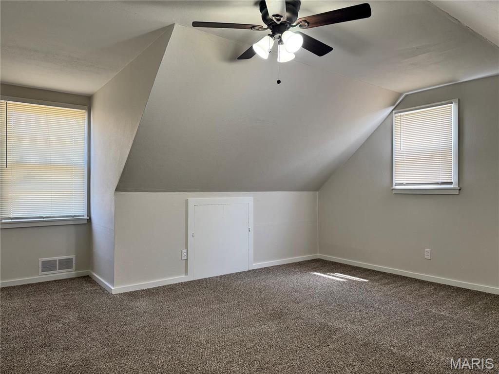 6825 Circleview Drive