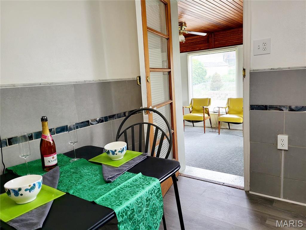 8303 Knollwood Drive