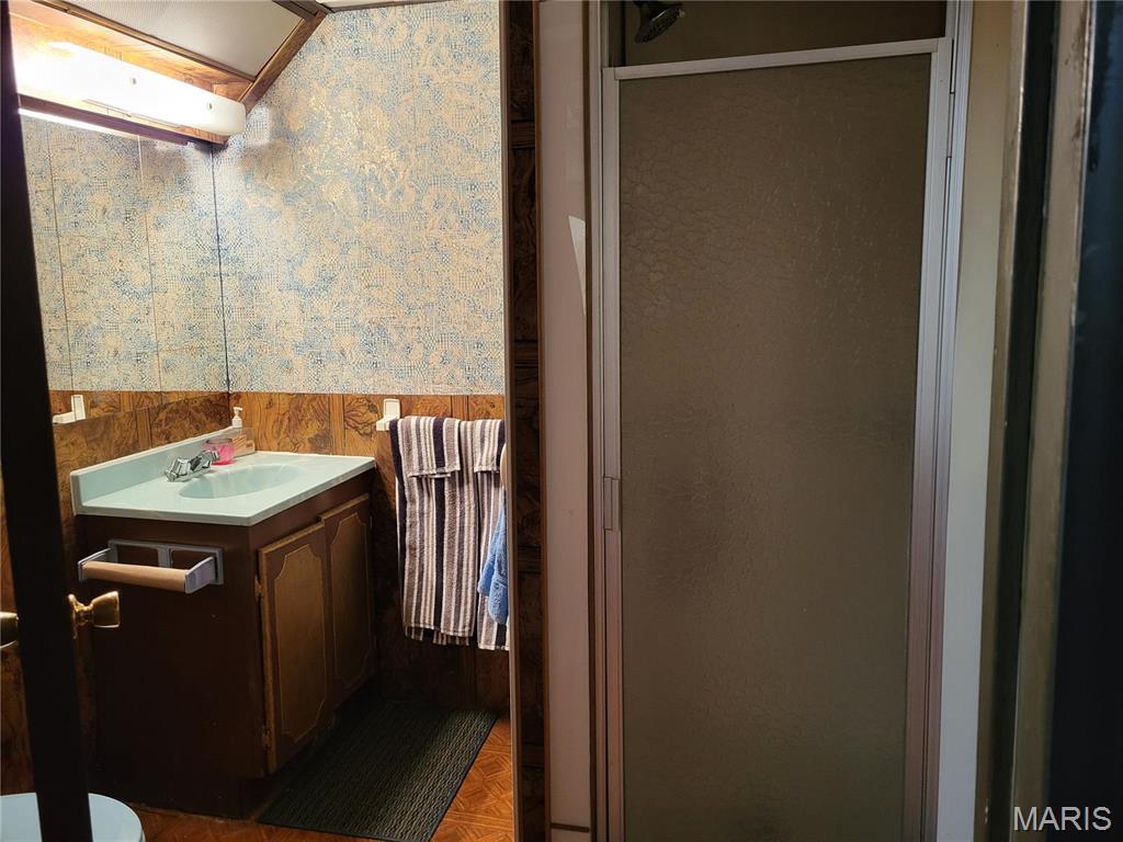 8303 Knollwood Drive