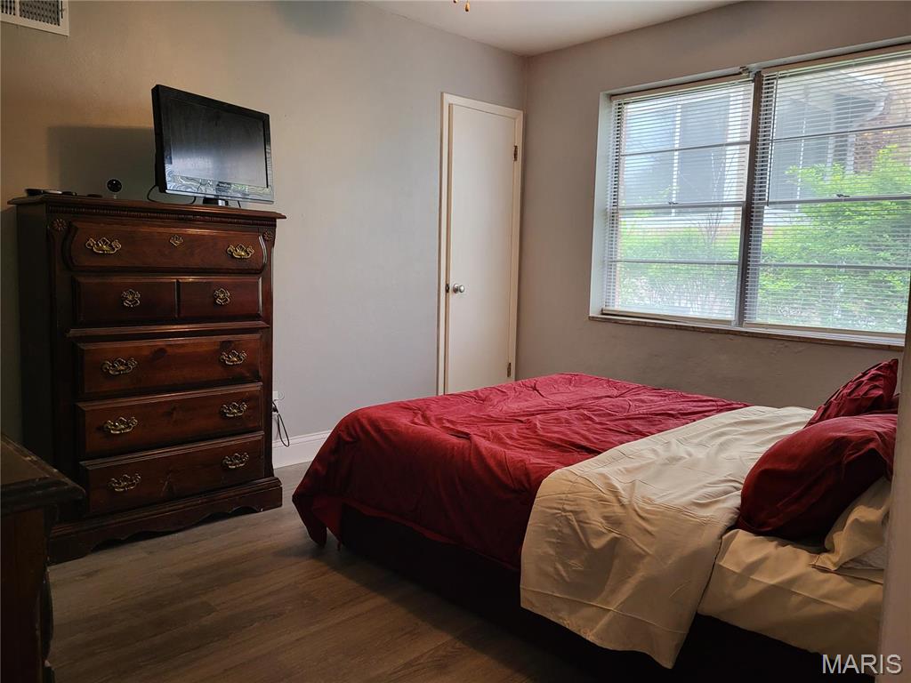 8303 Knollwood Drive