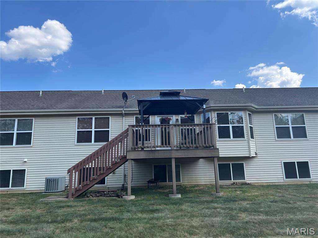 985 Fairway Drive