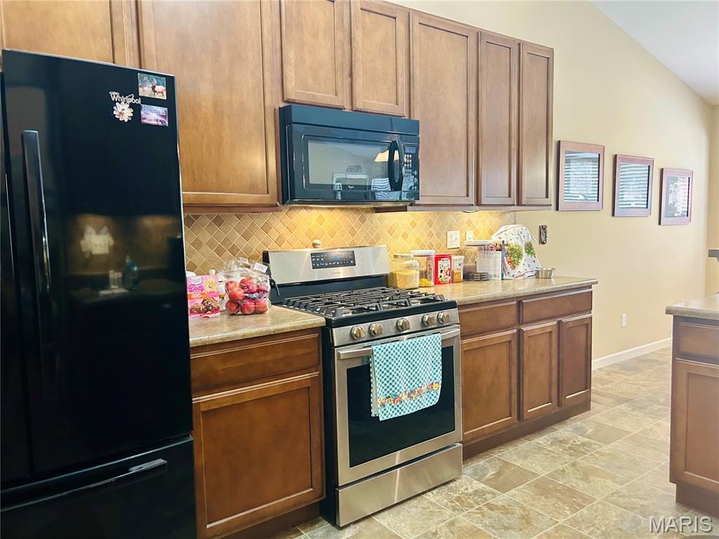 985 Fairway Drive