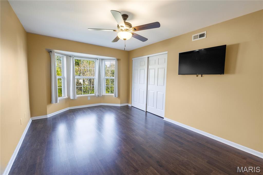 1432 Surrey Lane