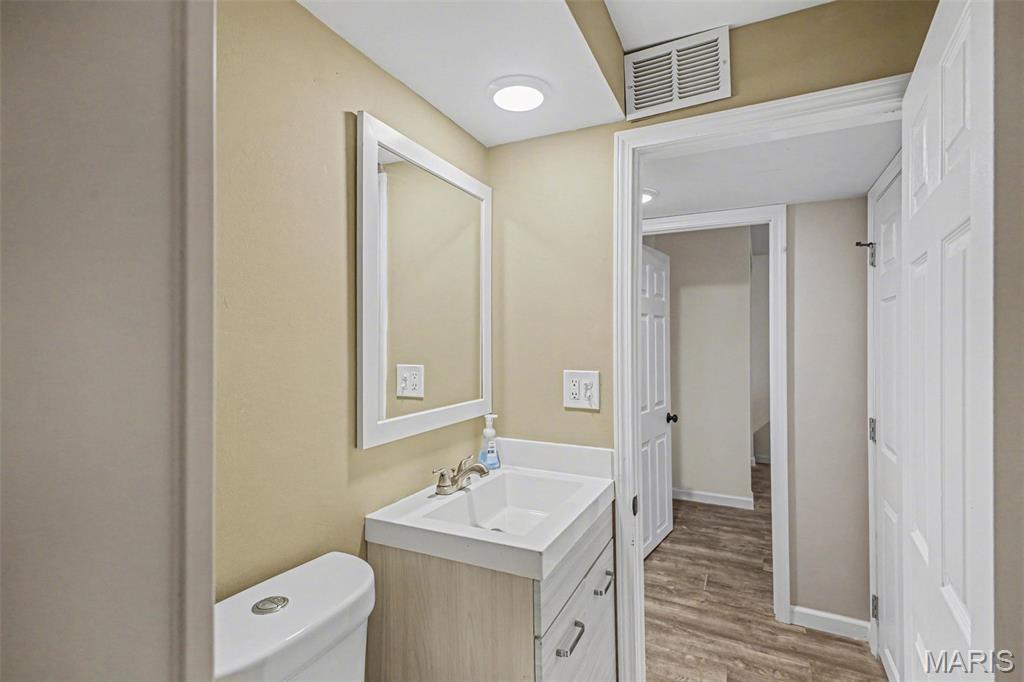 4571 Clearbrook Drive