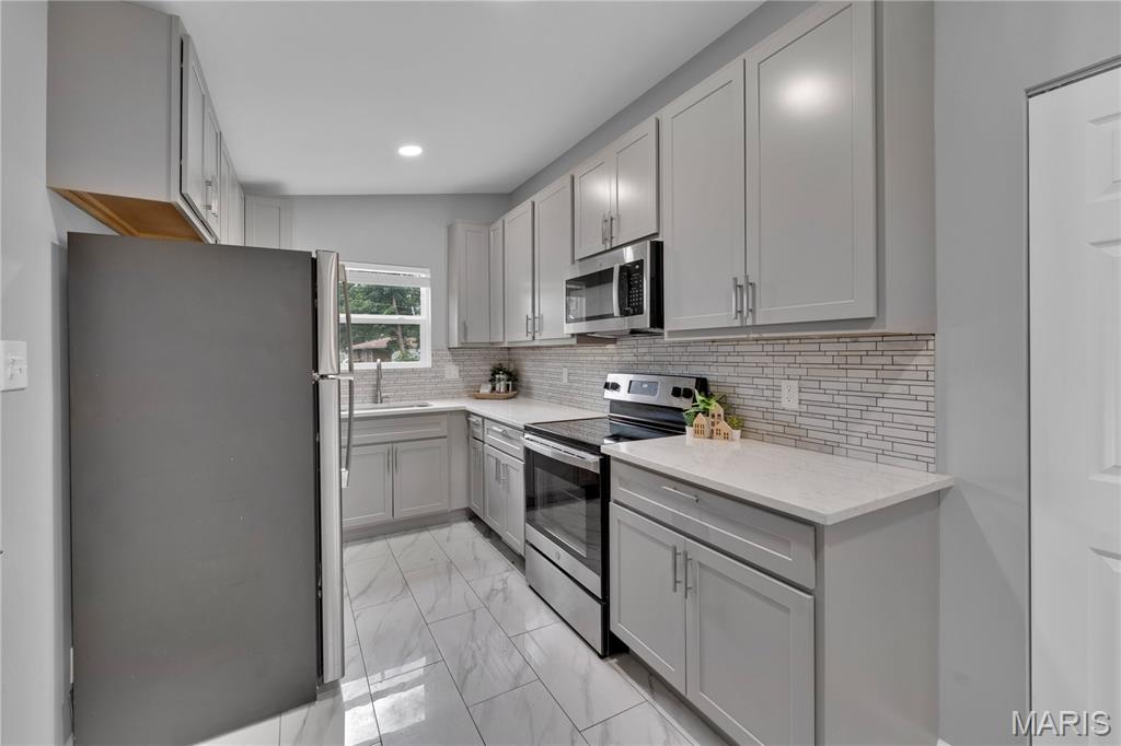 11209 Saint Shawn Lane