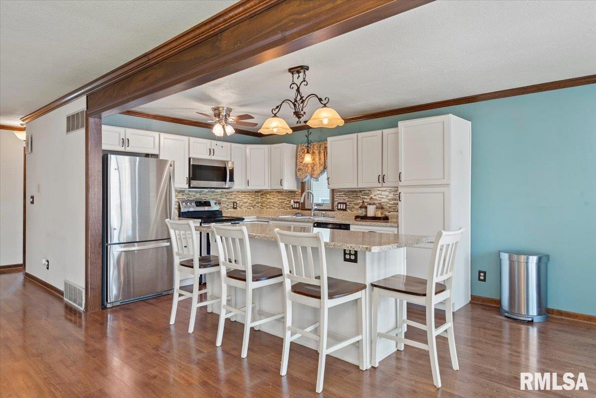415 BRANDYWINE Road