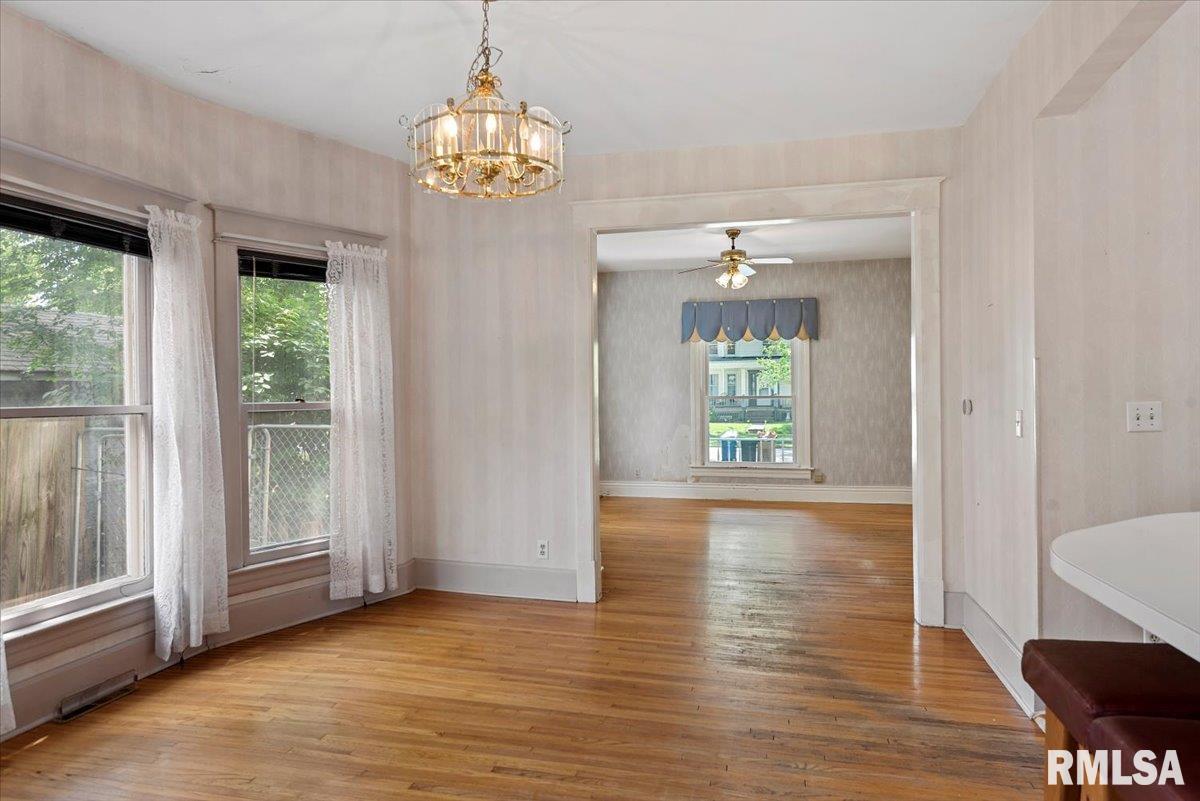 720 S PARK Avenue