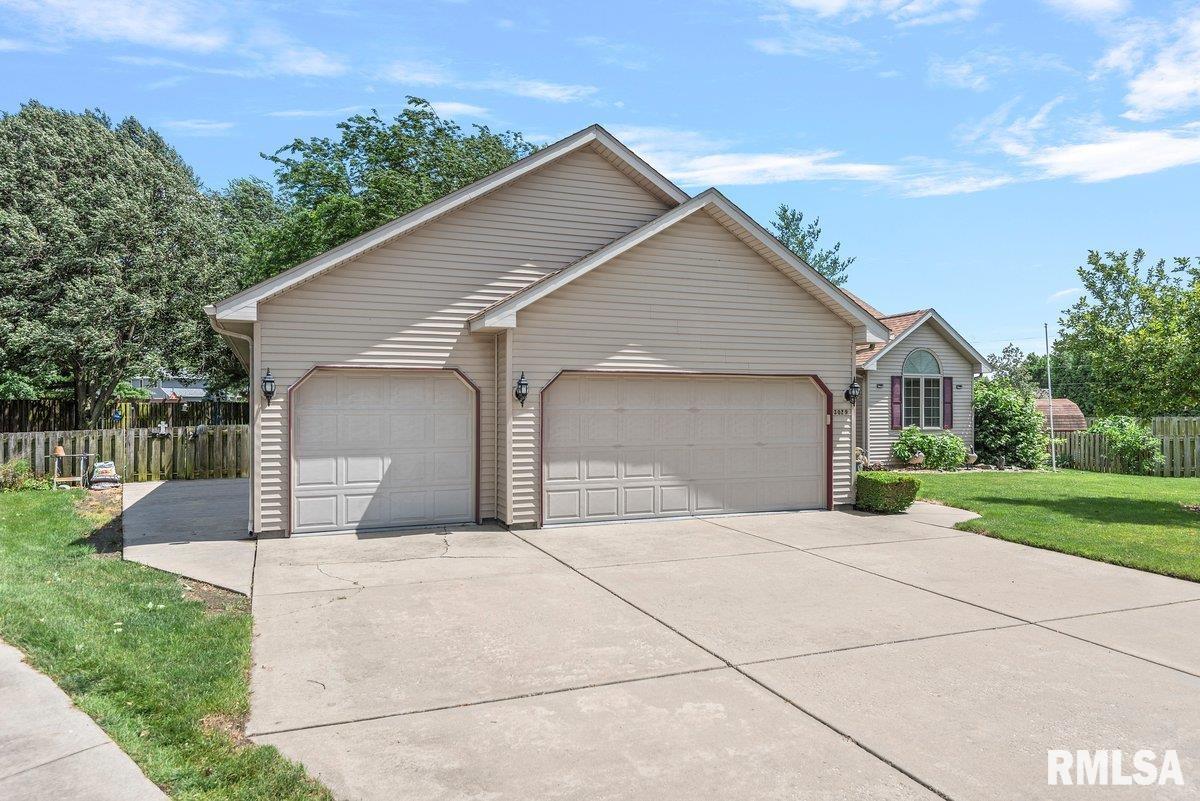 3029 Springwood Drive