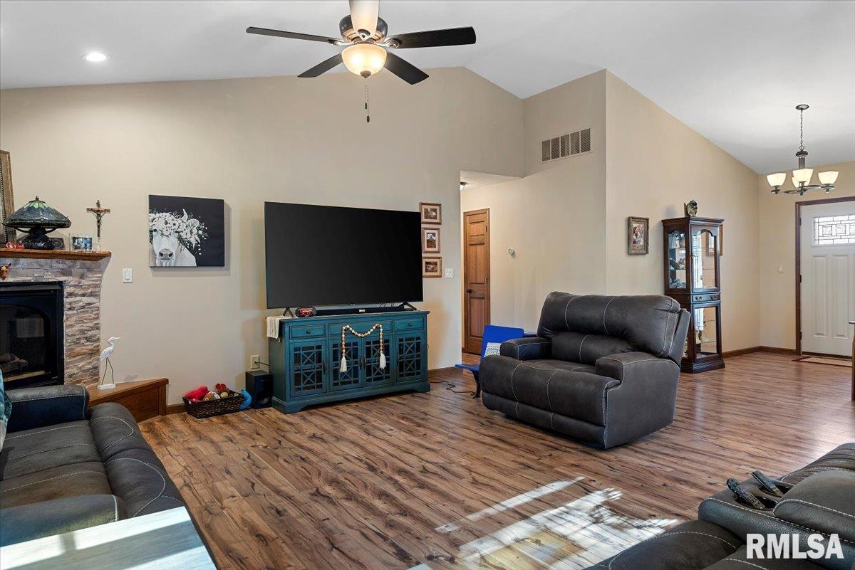 3029 Springwood Drive