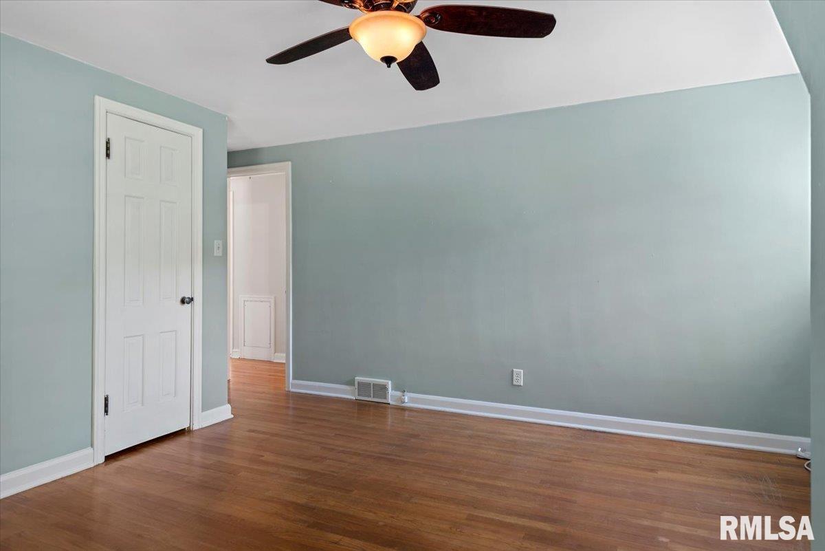 2009 S PARK Avenue