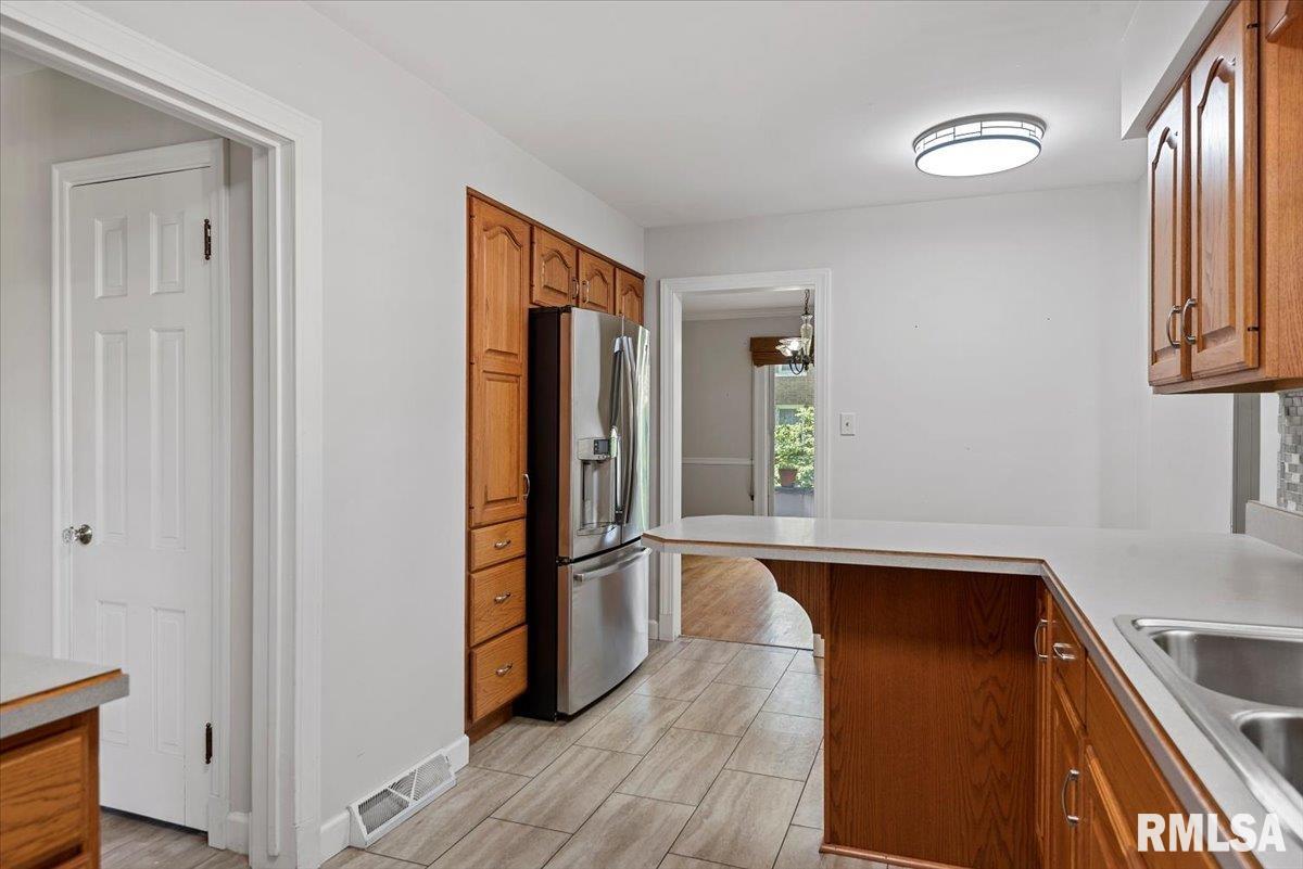 2009 S PARK Avenue