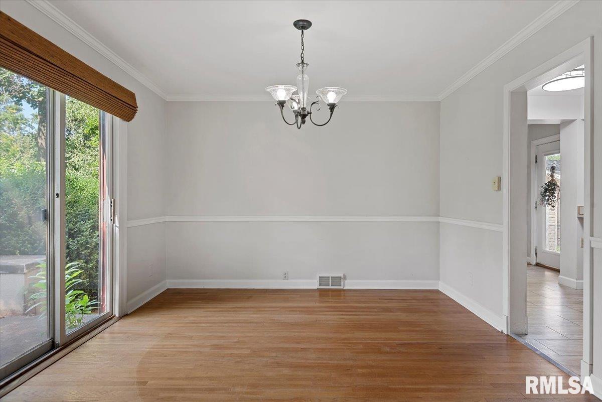 2009 S PARK Avenue