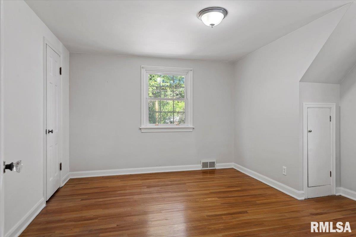 2009 S PARK Avenue