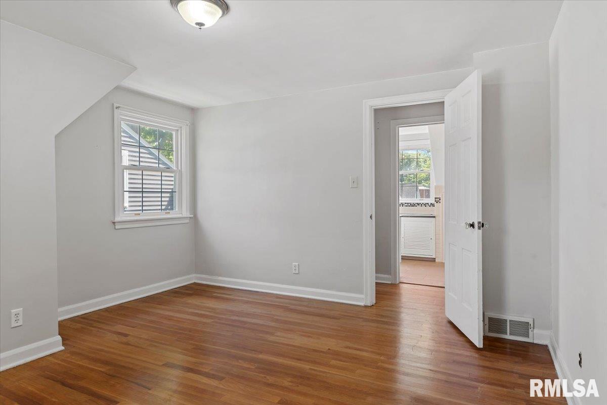 2009 S PARK Avenue