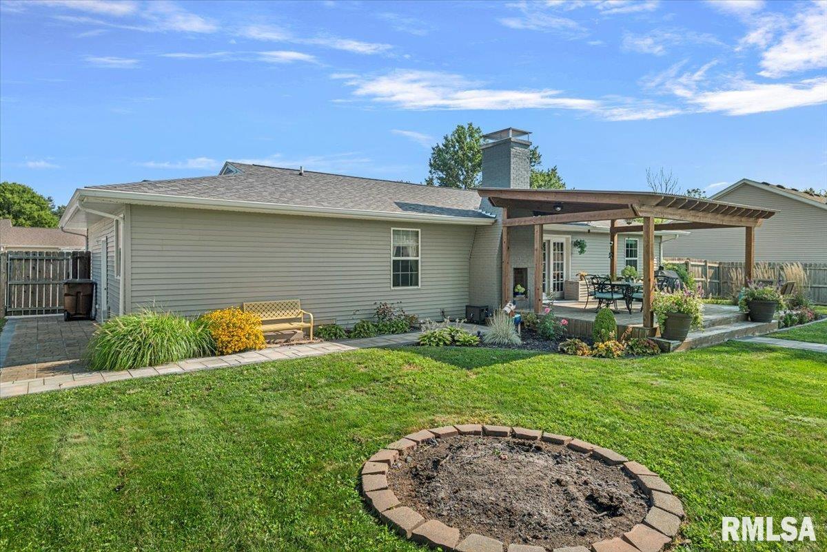 3926 CIRCLE Drive