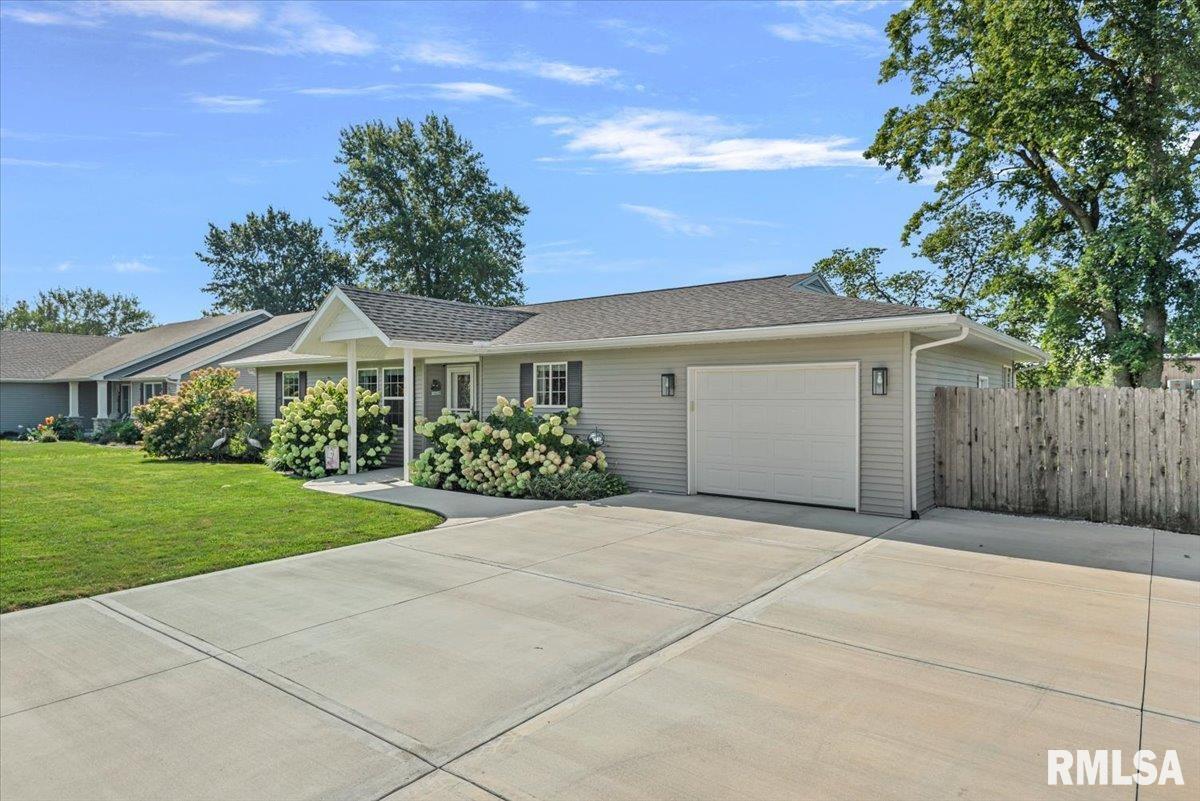3926 CIRCLE Drive