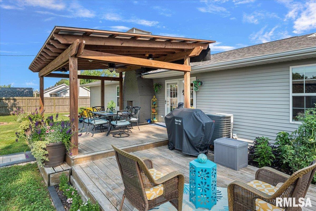 3926 CIRCLE Drive