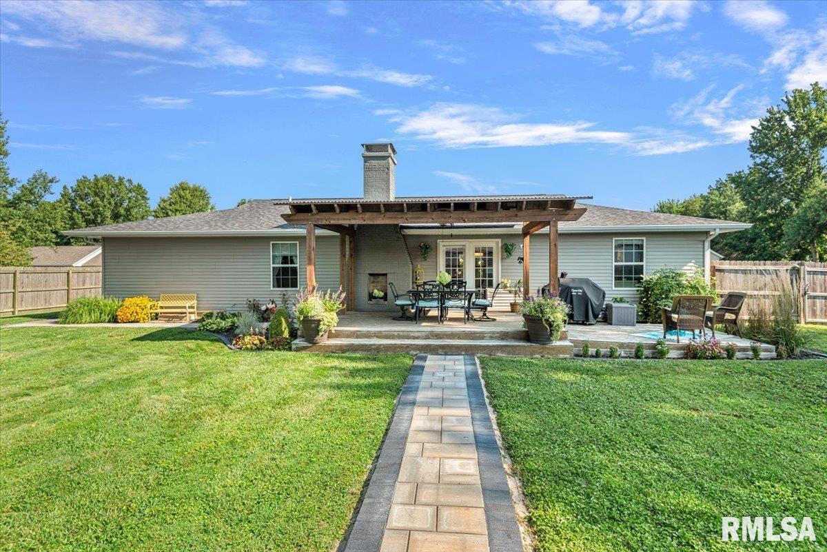 3926 CIRCLE Drive