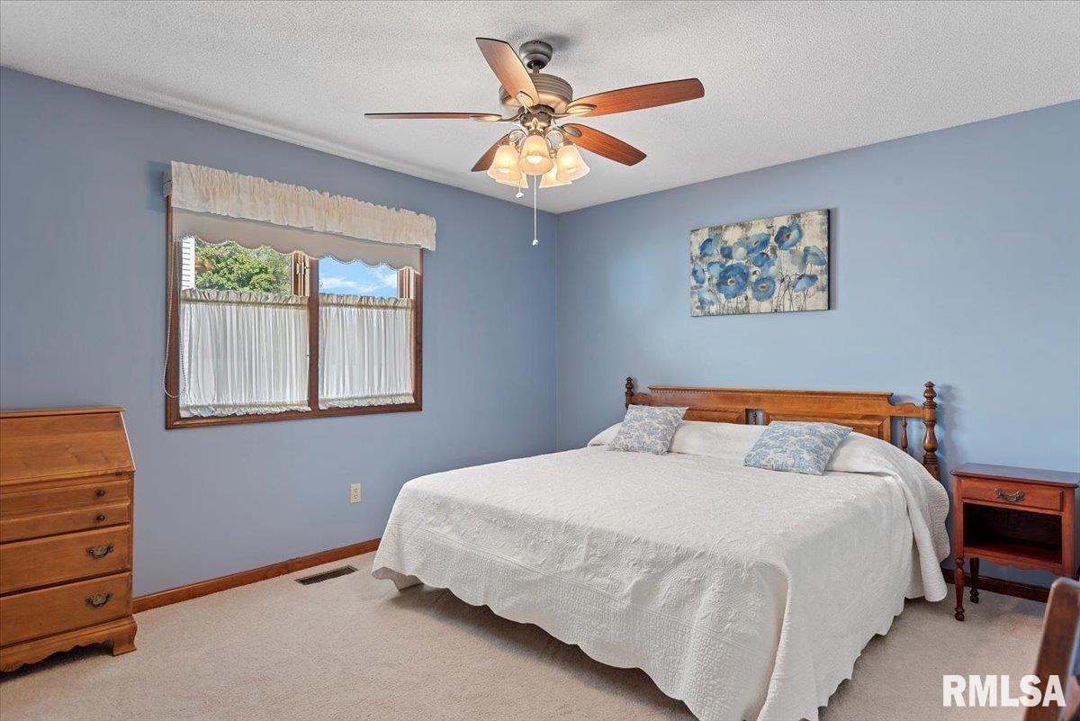 2104 Sunstone Court