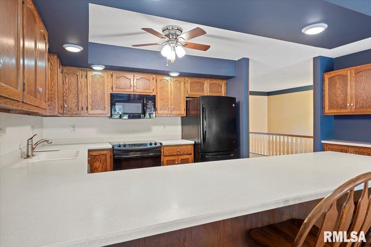 2104 Sunstone Court