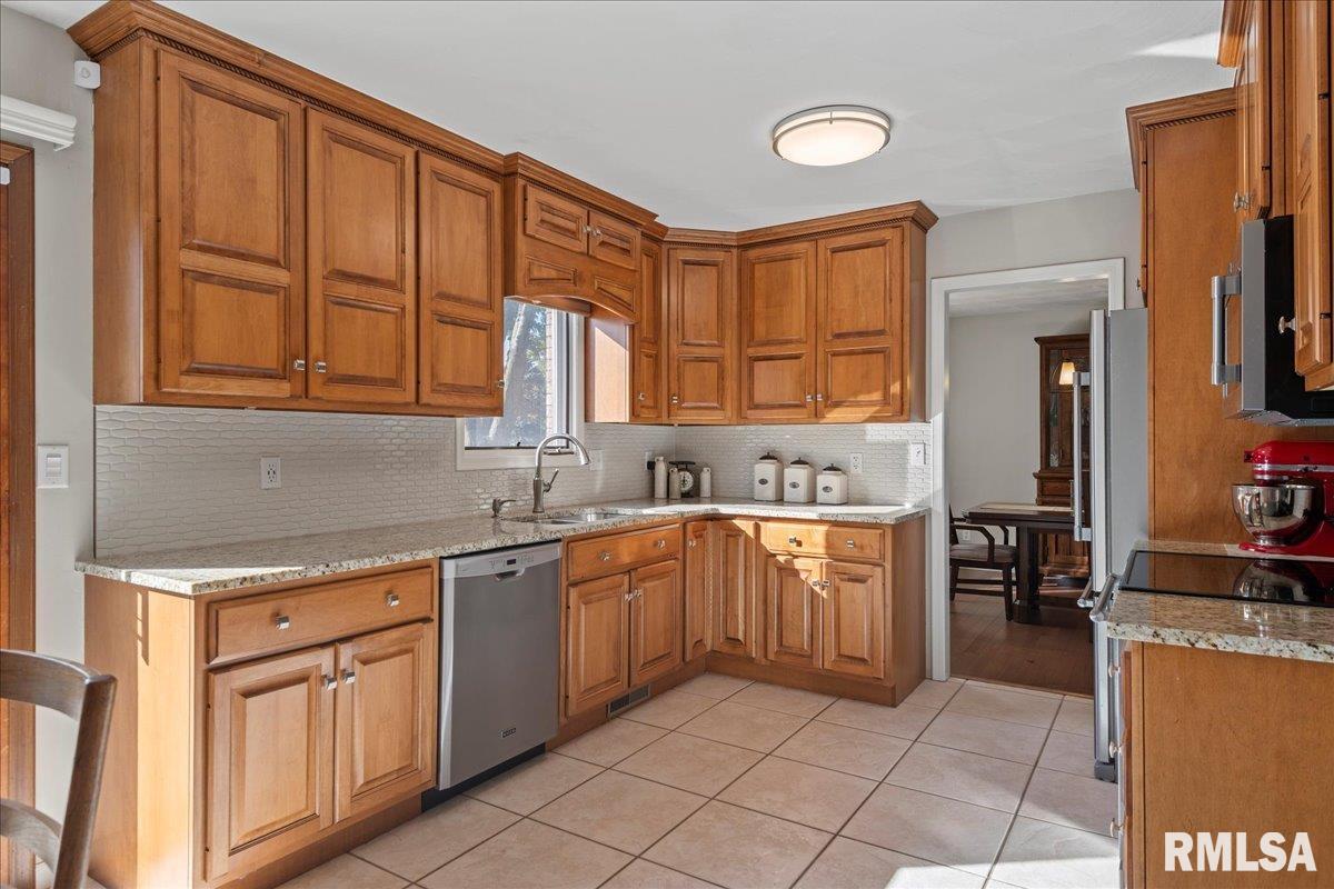 2900 Mill Point Court