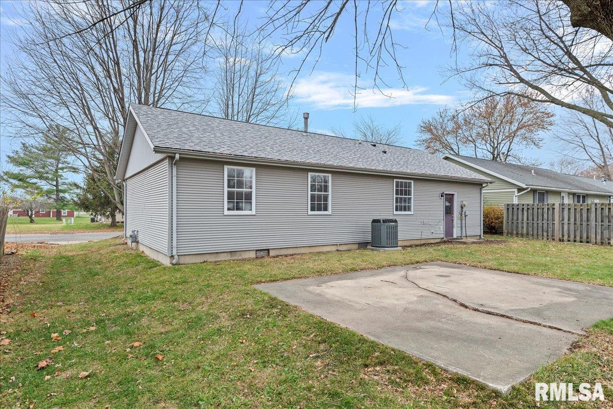 25 ELM TREE Court