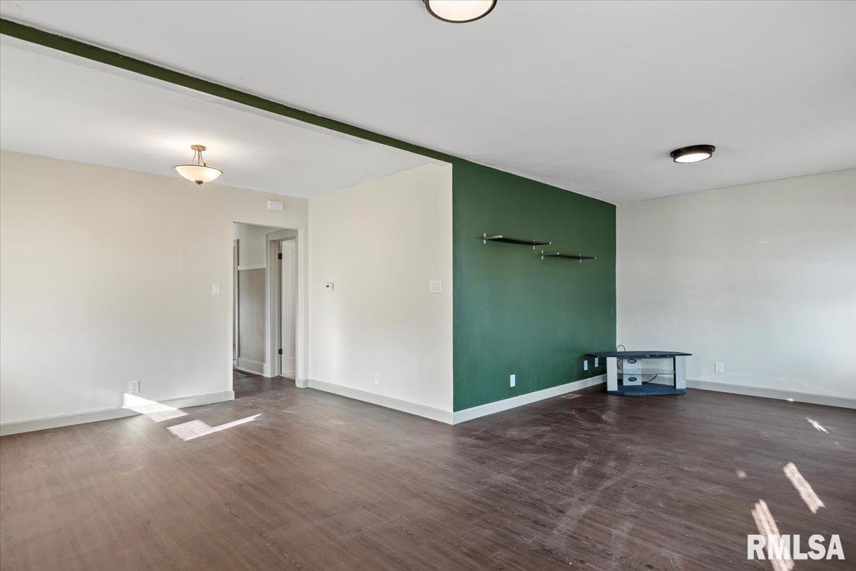 2925 4TH Street