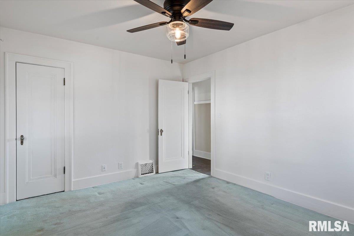 2925 4TH Street